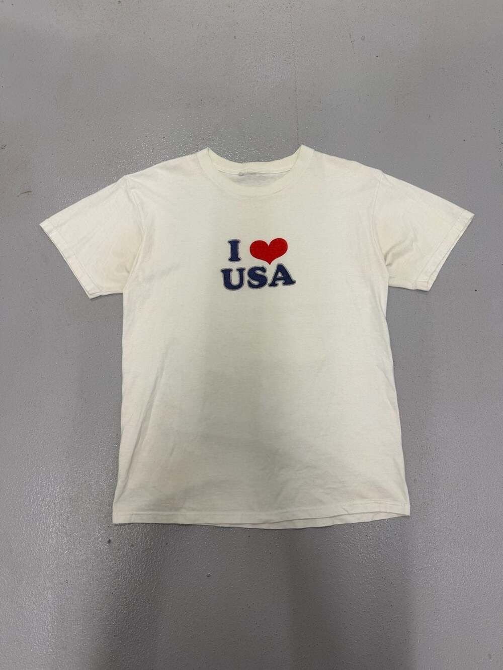 Vintage I Love USA Graphic T-Shirt White Patriotic Crew Neck